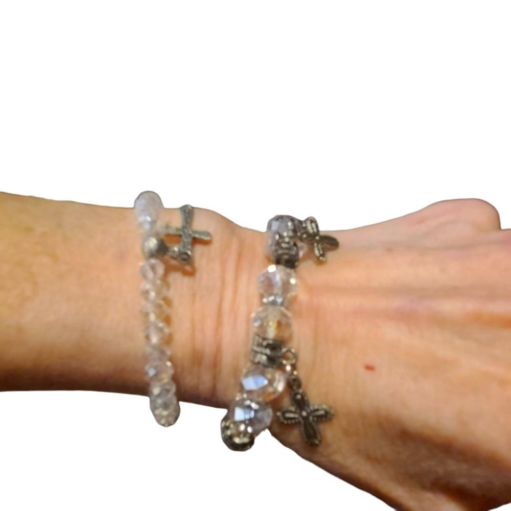 VINTAGE Bracelets Set‎ of Two Clear Beaded With Silver Crosses Stretchy